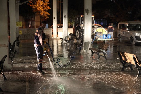 Selukluda Bayram Mesaisi Devam Ediyor 